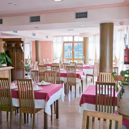 فندق Rural Casa Paulino 2*